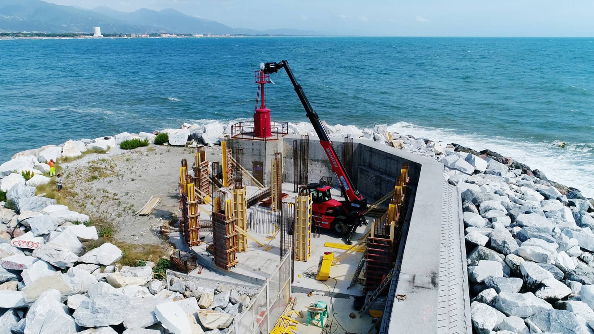 waterfront-marina-di-carrara-ph-danaeproject